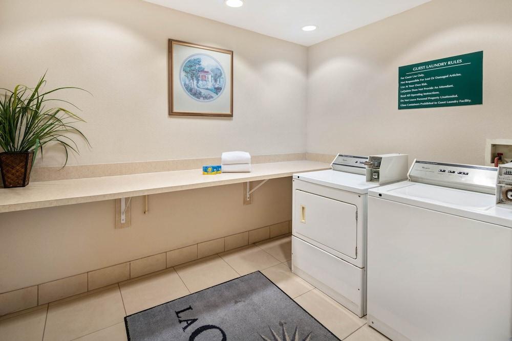 La Quinta Inn And Suites Fort Myers I-75 Bagian luar foto