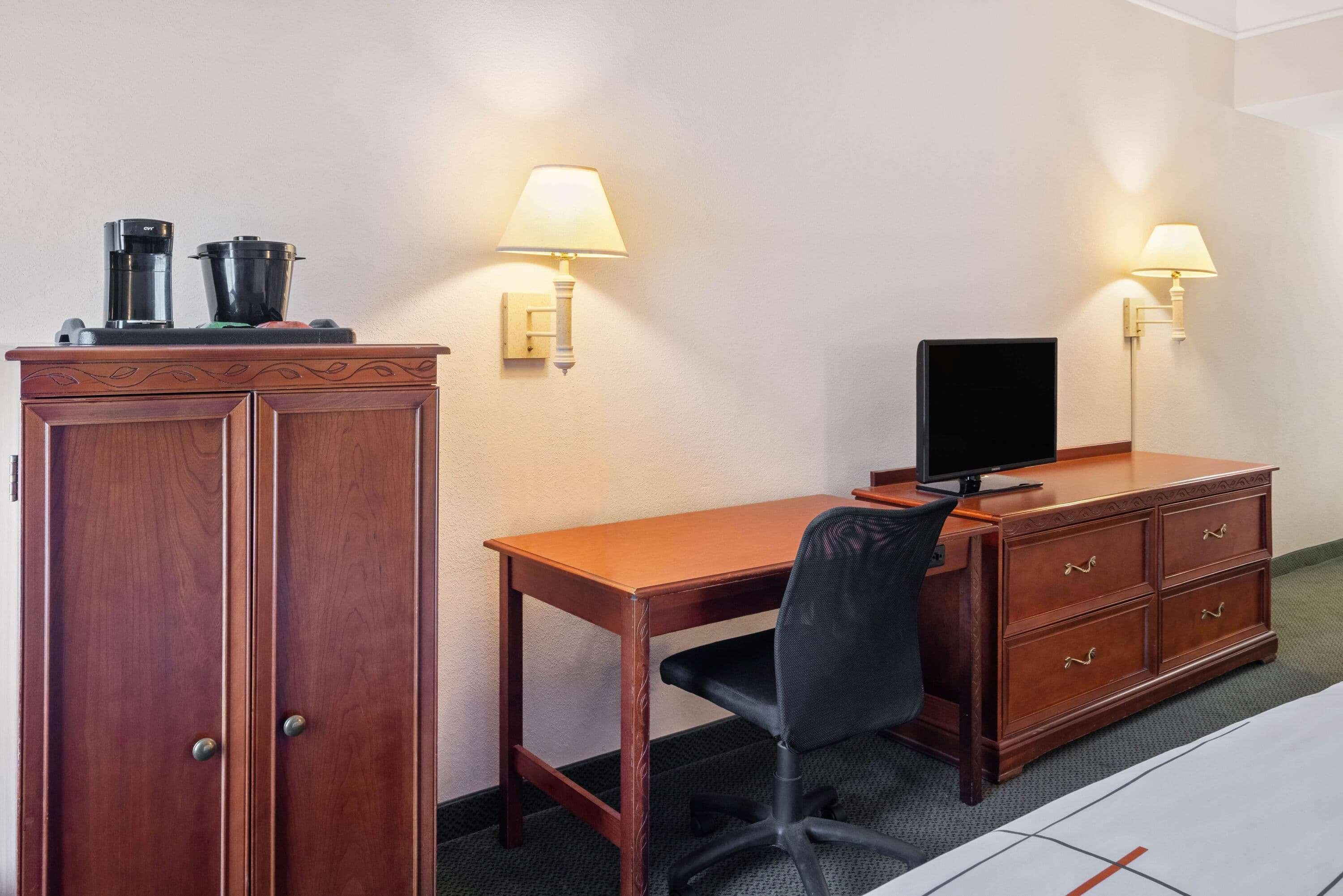 La Quinta Inn And Suites Fort Myers I-75 Bagian luar foto