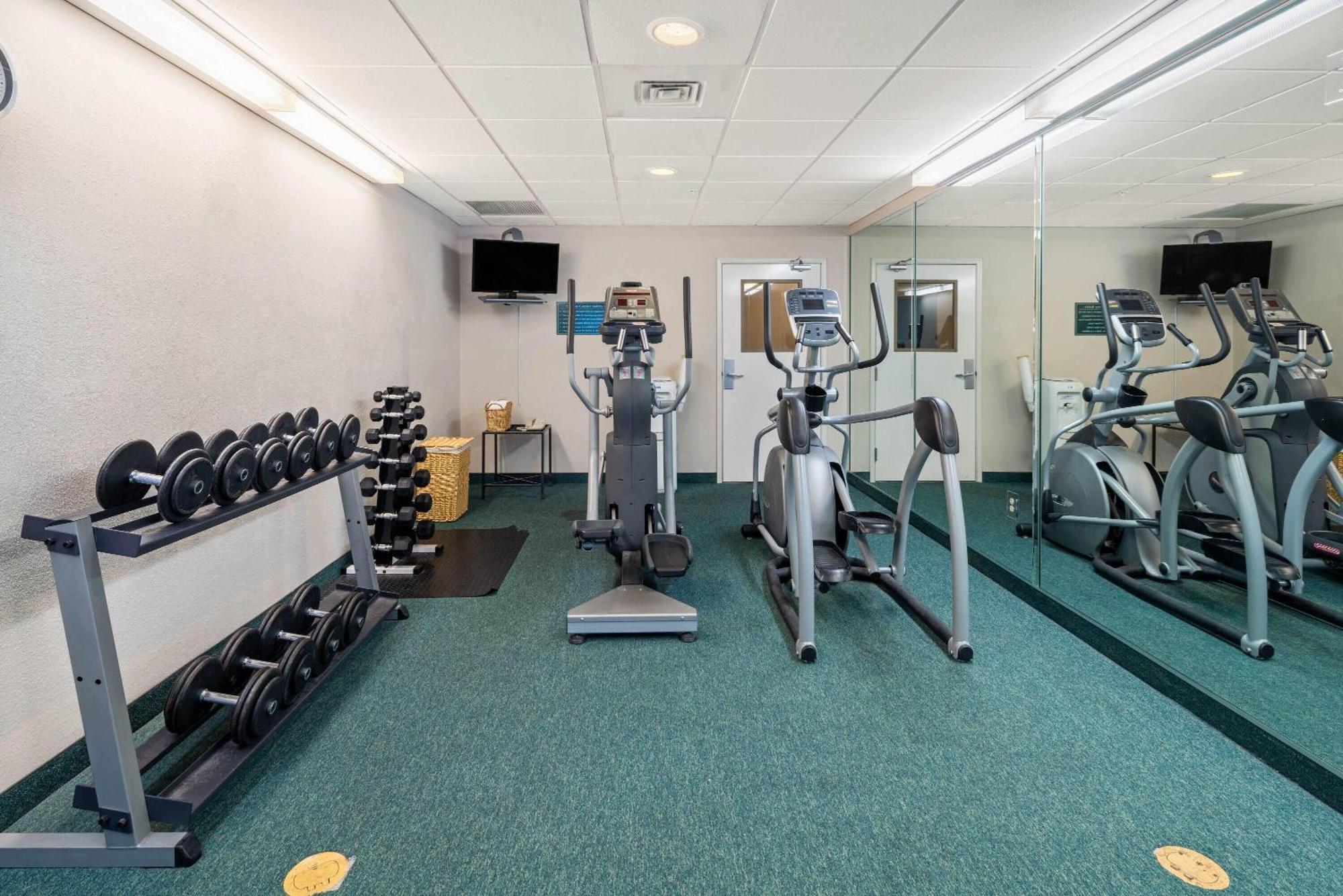 La Quinta Inn And Suites Fort Myers I-75 Bagian luar foto