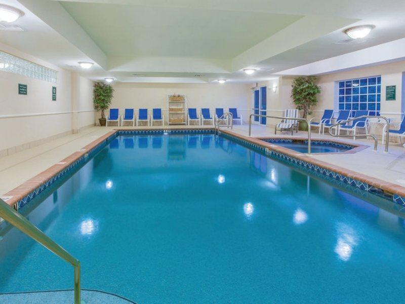 La Quinta Inn And Suites Fort Myers I-75 Bagian luar foto